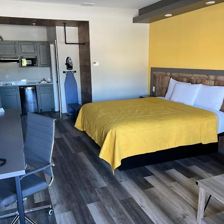 שוגרלנד The Residency Suites מראה חיצוני תמונה